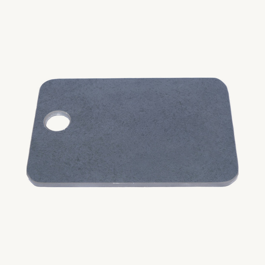 Tabla de picar FORNAX de porcelanato gris, 30 × 40 cm, pieza completa a escala real